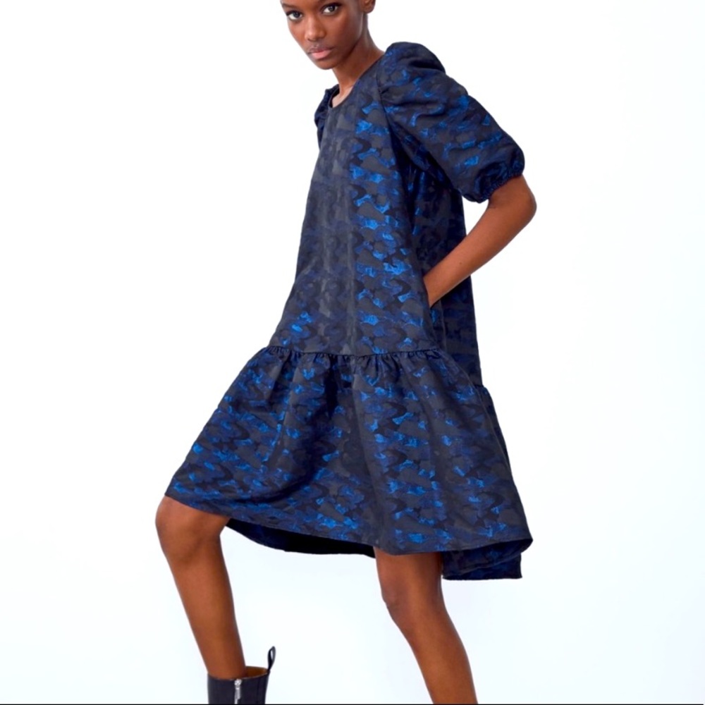 ✨ZARA | Voluminous Jacquard Blue Camouflage Dress ✨💙✨
